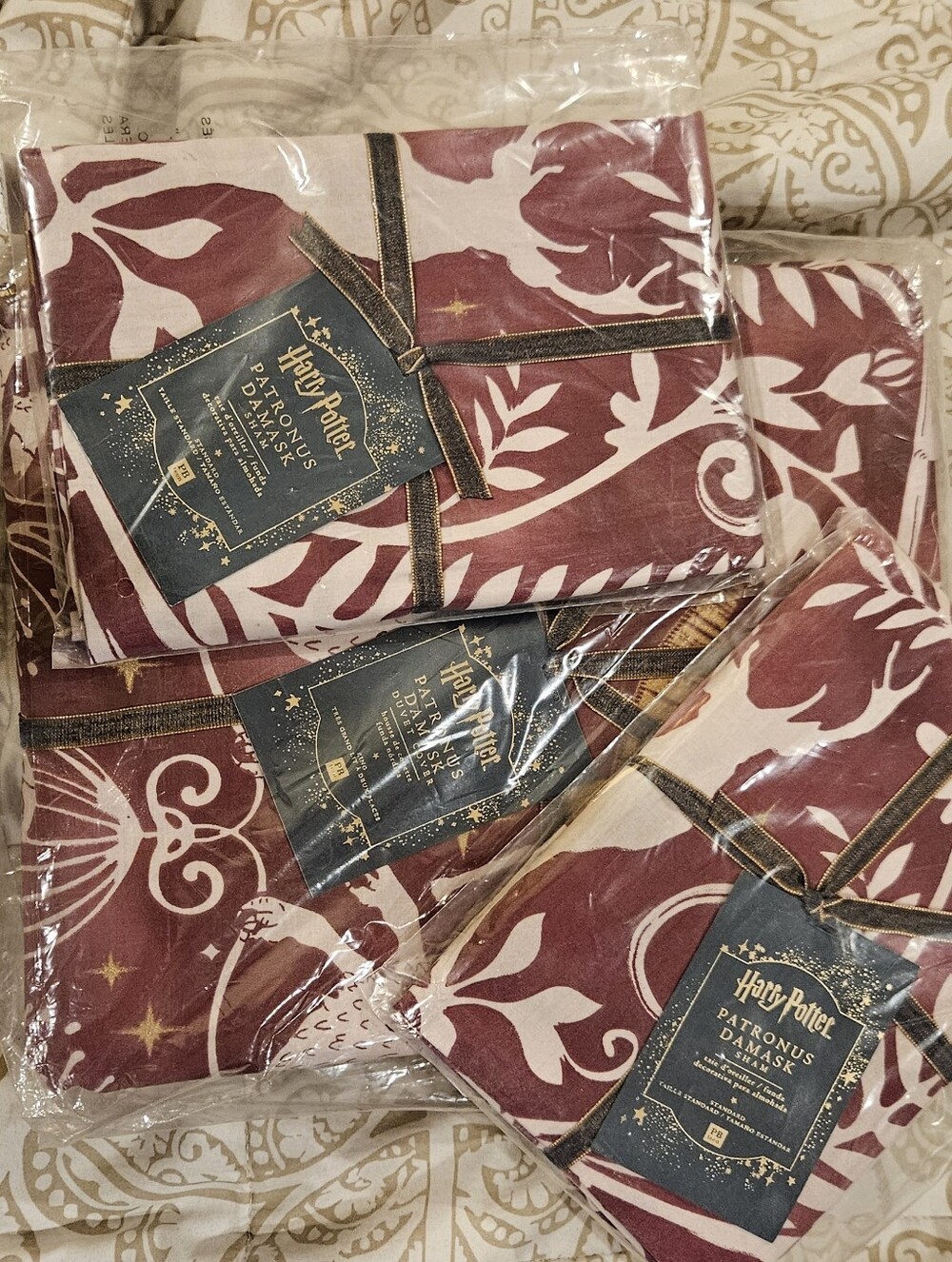 POTTERY BARN HARRY POTTER- Patronus BURGUNDY MAGICAL DAMASK DUVET & SHAM